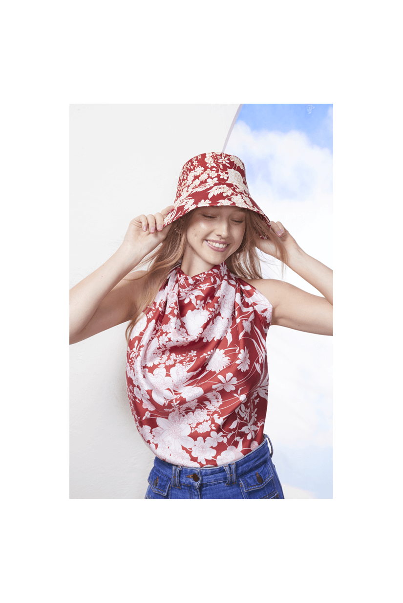 Bob with flowers red