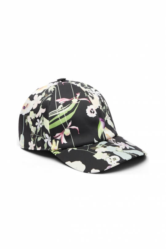 Cap with flowers black