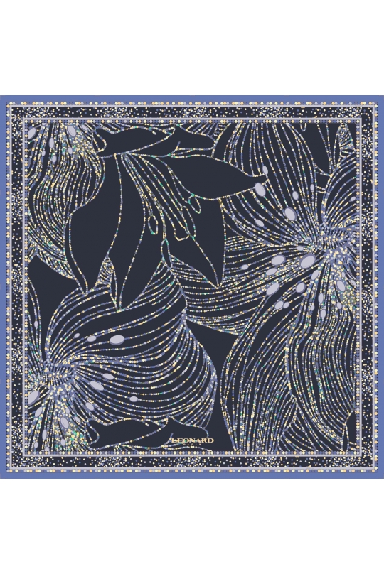 SQUARE 70x70 IN SILK