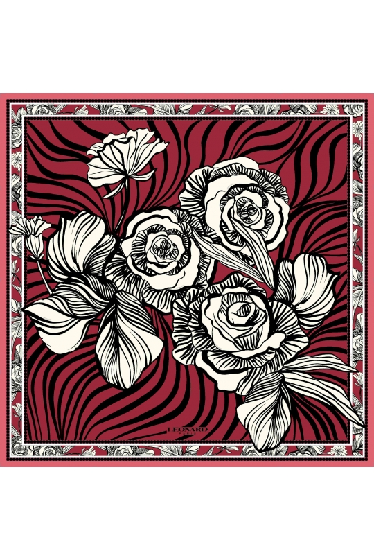 SQUARE 70x70 IN SILK