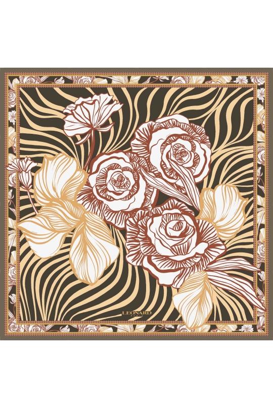 SQUARE 70x70 IN SILK